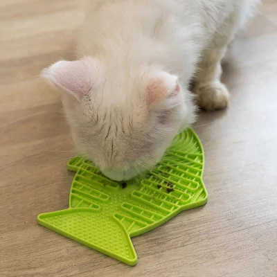 Plato Lickimat Casper Verde Anti Ansiedad para Gatos